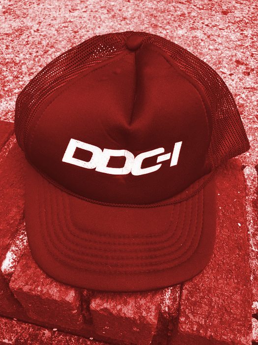 Gorra trucker 5 paneles — Rojo