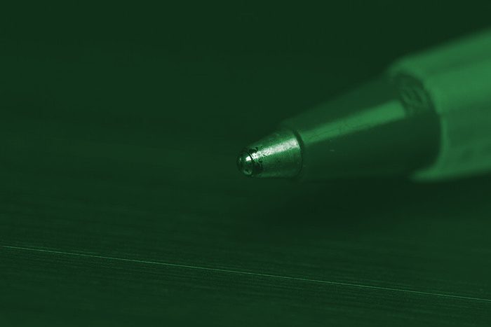 Bolígrafo metálico con stylus — Verde